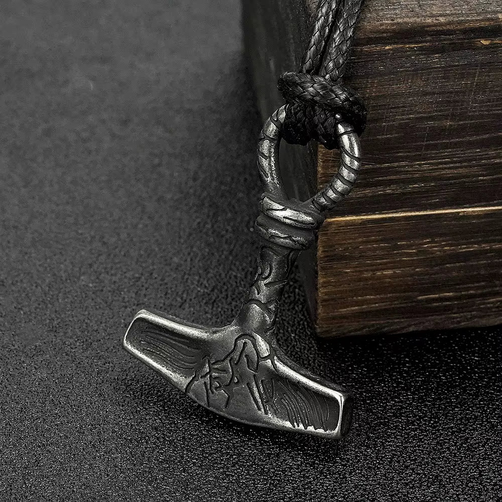 Viking-style Retro Hammer Pendant Necklace Stainless Steel Bamboo Chain Fashionable Mens